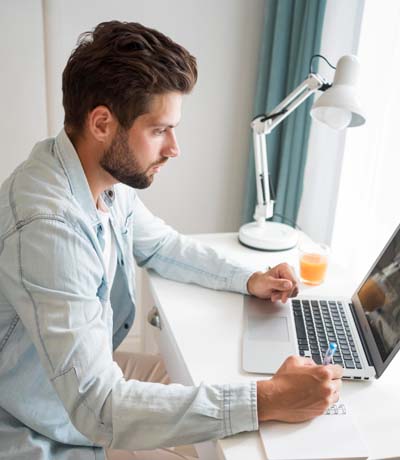 Bạn băn khoăn về đội ngũ hay chương trình? Truy cập và trao đổi ngay